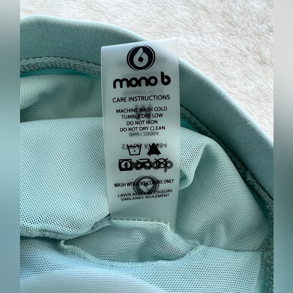 Mono B Women's Mesh Racerback Sports Bra Size Medium - Picture 6 of 6